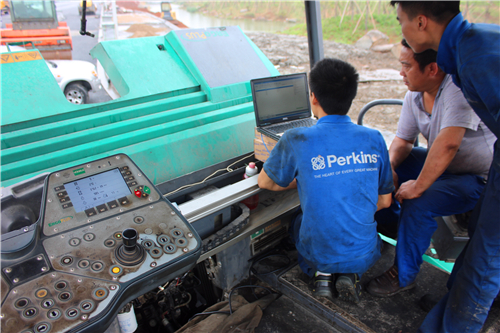 專業維修鉑金斯發動機